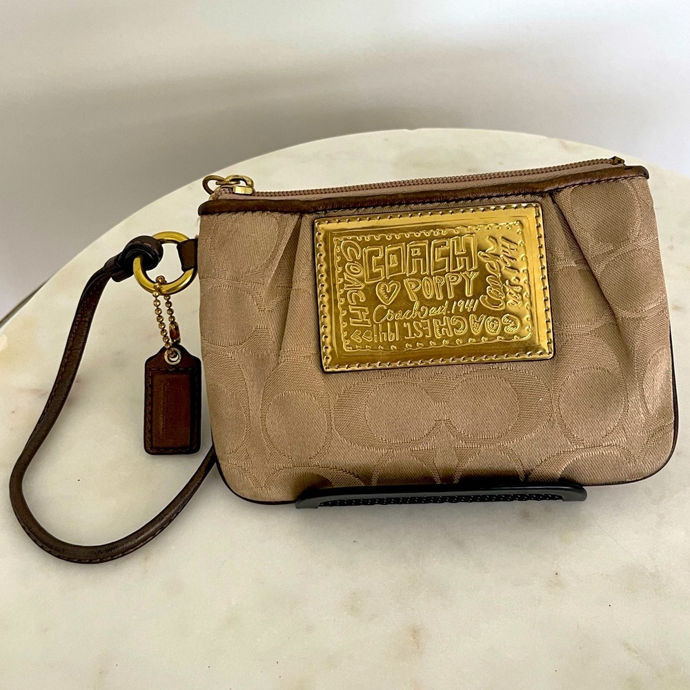 Coach Poppy Wristlet
